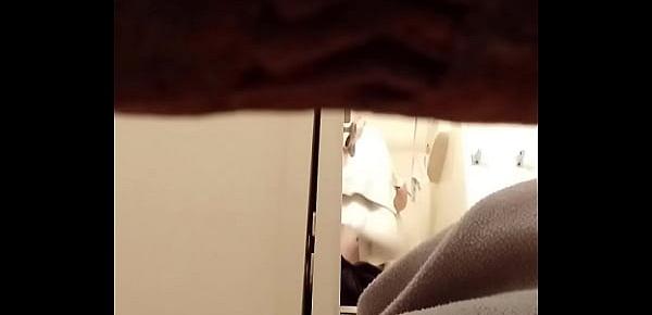  Spying on sister in shower